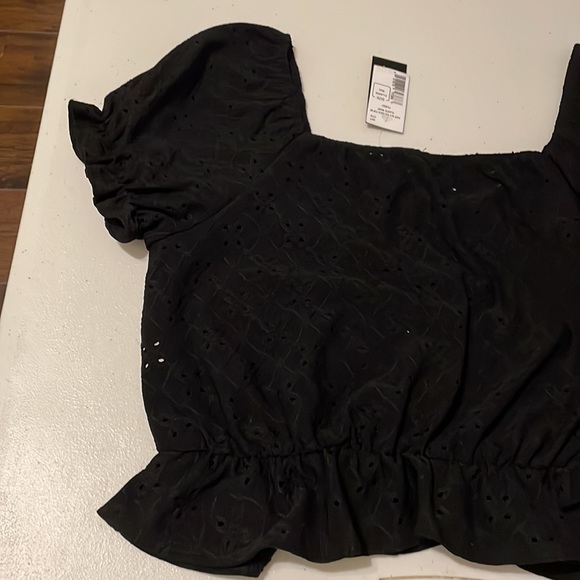 Discreet Top XL - Picture 10 of 12